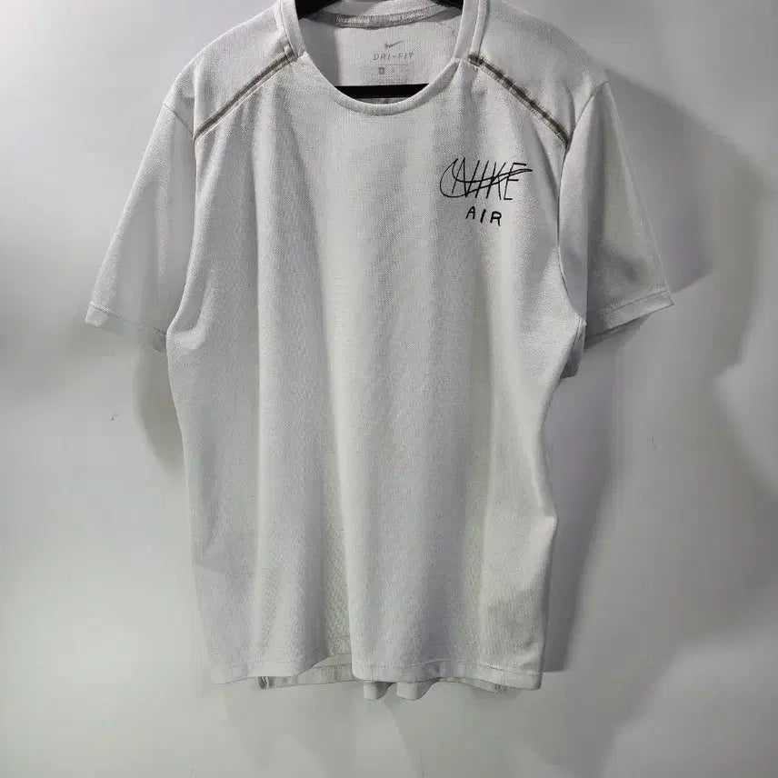 [BUNJANG] Nike Air Dri-FIT Multi Swoosh 2.0 Running T-Shirt - White (Size M) / [M] 나이키 에어 러닝 반팔 티셔츠 드라이핏 화이트 멀티 스우시 2.0