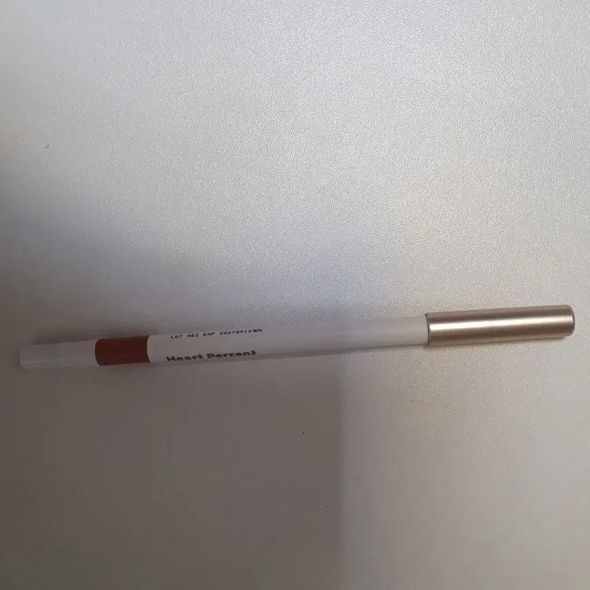 [BUNJANG] Heartpercent Dot On Mood Lip Pencil Slim B1 Rose Brown / 하트퍼센트 도트 온 무드 립 펜슬 슬림 B1 로즈 브라운