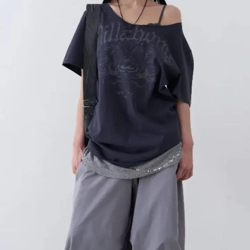 [BUNJANG] LOWEREAR One Shoulder Crack Off Shoulder Tee / (새상품)로웨어 원숄더 crack off shoulder tee 오프숄더