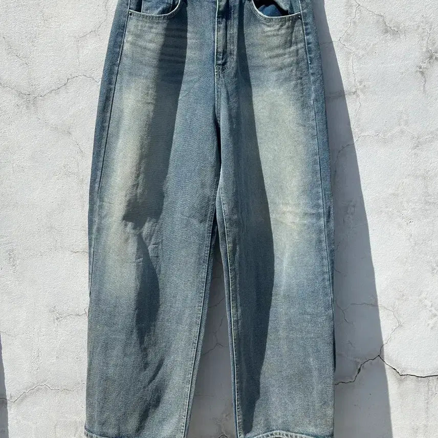 [BUNJANG] MAENIQUE Light Wash Wide Leg Denim Pants / [M] MAENIQUE 매니크 연청 와이드 데님 팬츠