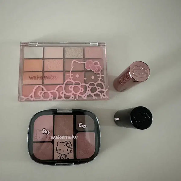 [BUNJANG] WAKEMAKE Hello Kitty Edition Soft Blurring Lip Balm Stick & Eye Palette Bundle Set / 웨이크메이크 헬로키티 아이팔레트, 립스틱 4종 일괄판매