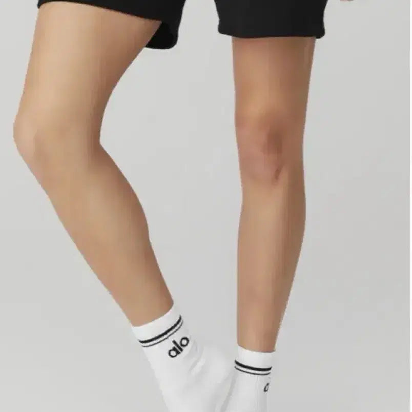 [BUNJANG] alo Unisex Half Crew Socks / alo 알로 유니섹스 하프 크루삭스 양말