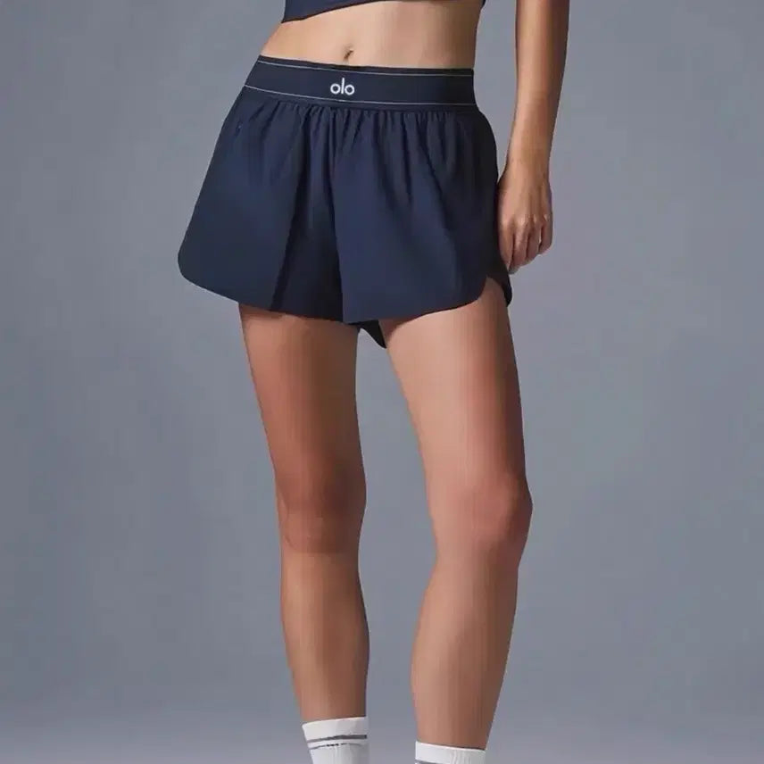 [BUNJANG] Alo Yoga Logo Shorts Black/Navy / alo 숏 팬츠 블랙/네이비