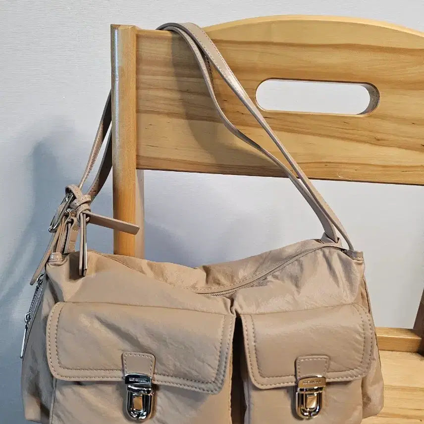 [BUNJANG] Joy Gryson Manhattan Pocket Shoulder Bag Nylon / 조이그라이슨 숄더백