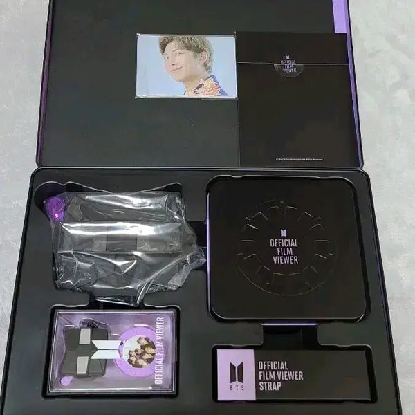 [BUNJANG] BTS Official Film Viewer Full Set + 4 Sealed Film Viewer Reels / (택포)(희귀)BTS 방탄소년단 오피셜 필름뷰어 풀세트+필름뷰어 릴 4개
