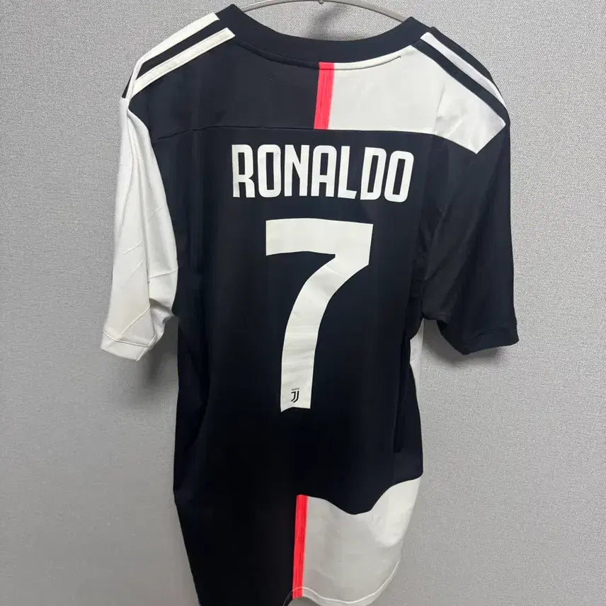 [BUNJANG] Cristiano Ronaldo Juventus 2XL Jersey / 호날두 유벤투스 유니폼 2XL