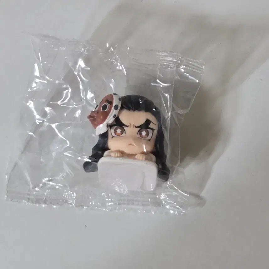 [BUNJANG] Demon Slayer (Kimetsu no Yaiba) Hotaru Haganezuka Unopened Figure / 귀멸의 칼날 오네무탄 하가네즈가 호타루 미개봉