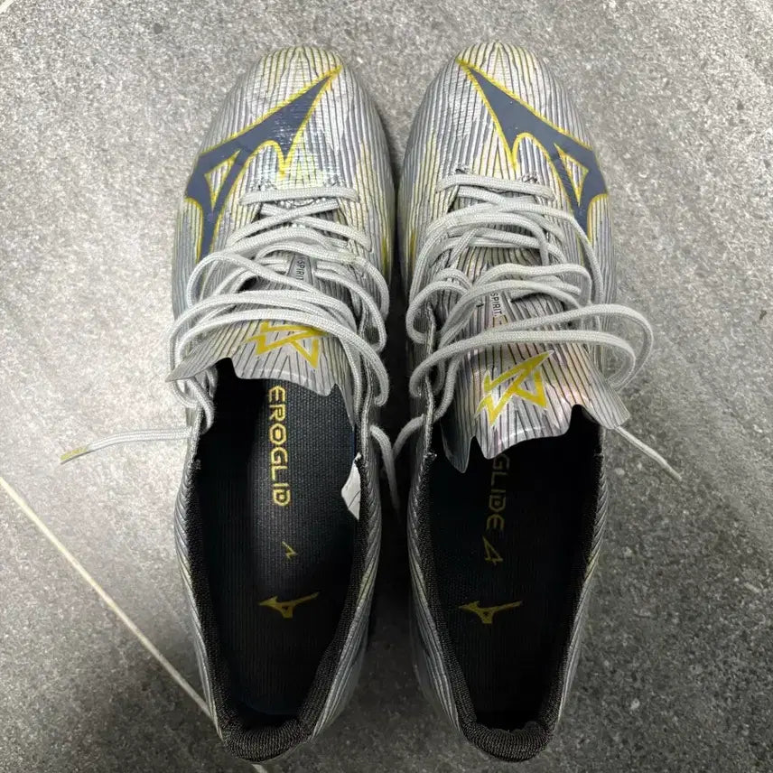 [BUNJANG] Mizuno Alpha Japan 275 Soccer Cleats / 미즈노 알파 재팬 275 축구화