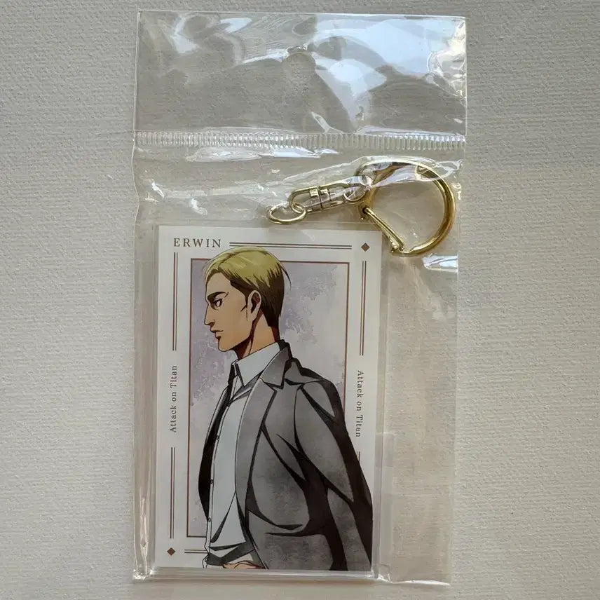 [BUNJANG] Attack on Titan Erwin Acrylic Keychain (Sealed) / 진격의거인 엘빈 아크릴 키링(미개봉