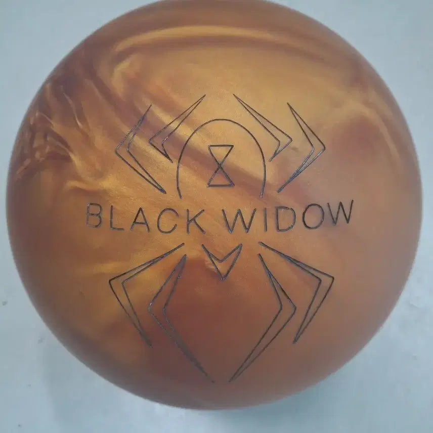 [BUNJANG] Hammer Black Widow Gold Bowling Ball (15 lbs) / 중고볼링공-햄머 블랙위도우 골드-훅볼-15파운드-투핑거 즉시 사용