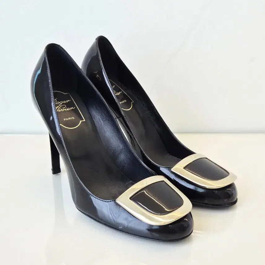[BUNJANG] Roger Vivier Trumpet Metal Buckle Pumps Patent Leather Black 37.5 / 로저비비에 트럼펫 메탈버클 펌프스 37.5 3655