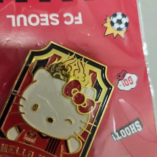 [BUNJANG] FC Seoul x Hello Kitty Collaboration Badge / FC서울 헬로키티 콜라보 뱃지