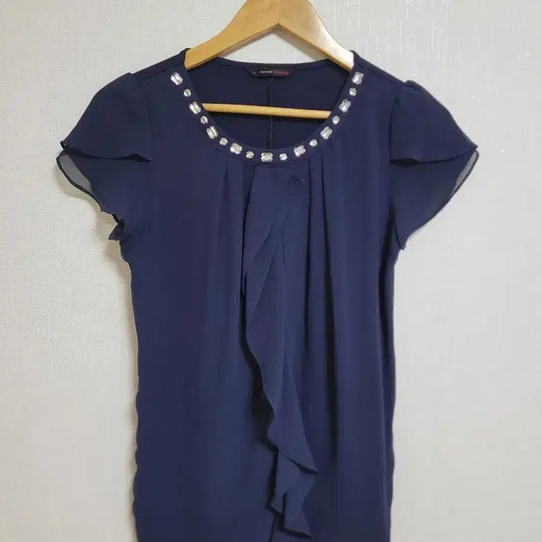 [BUNJANG] Jisense Navy Chiffon Blouse with Frill and Cubic Detail / 지센쉬폰 블라우스 프릴 장식