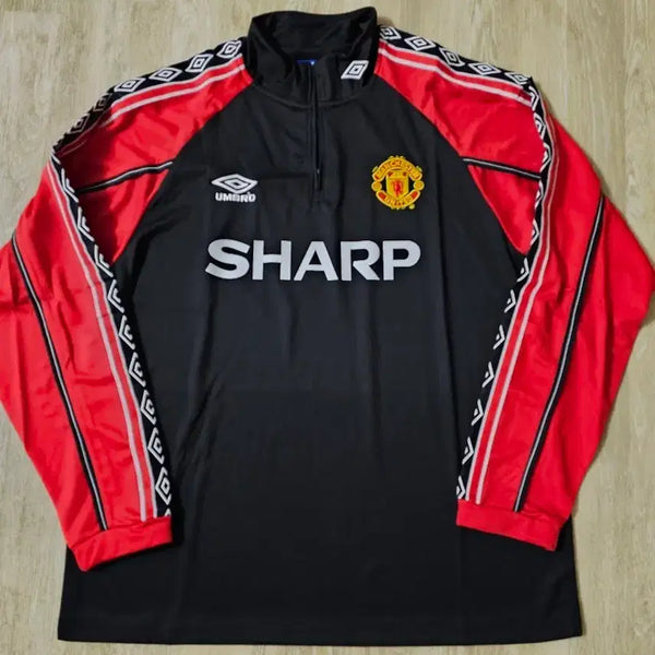 [BUNJANG] Manchester United Retro Training Kit Training Shorts / 맨체스터 유나이티드 맨유 레트로 트레이닝복 트레이닝킷 트레이닝쇼츠