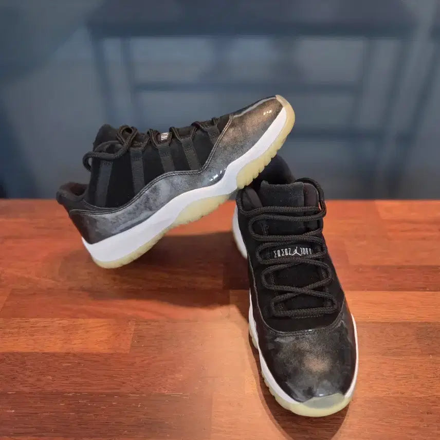 [BUNJANG] Air Jordan 11 "Barons" Sneakers / 조던11바론스