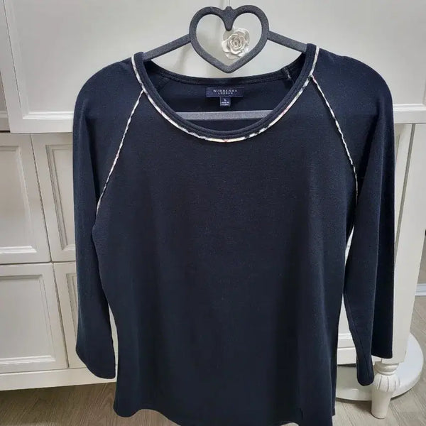 [BUNJANG] Burberry Black Long Sleeve T-Shirt with Stripe Detail - Size L / 버버리 블랙 삼선 포인트 긴팔 티셔츠 L