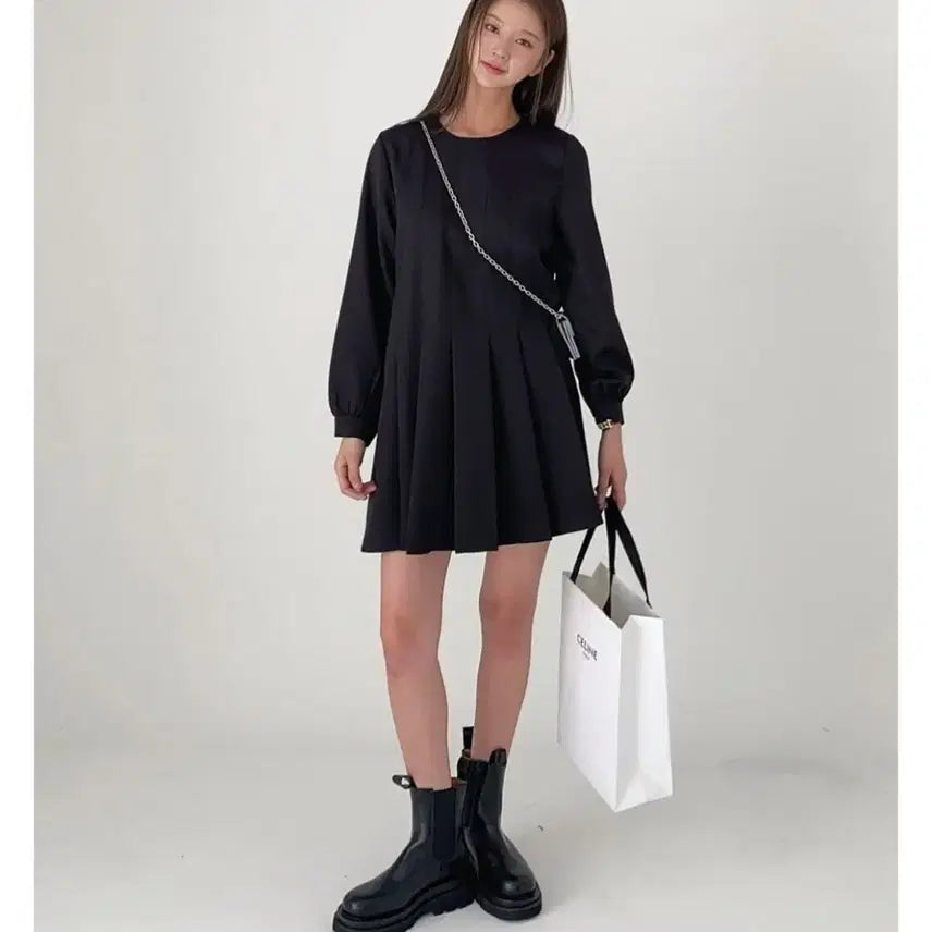 [BUNJANG] Pleated Black One-Piece Dress Free Size / 플리츠 원피스 블랙 프리사이즈