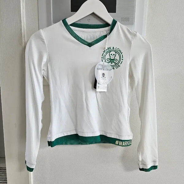 [BUNJANG] Mark &ロナ Women's Long Sleeve T-Shirt White Green / 마크앤로나 여성 긴팔 티셔츠 화이트 그린신상