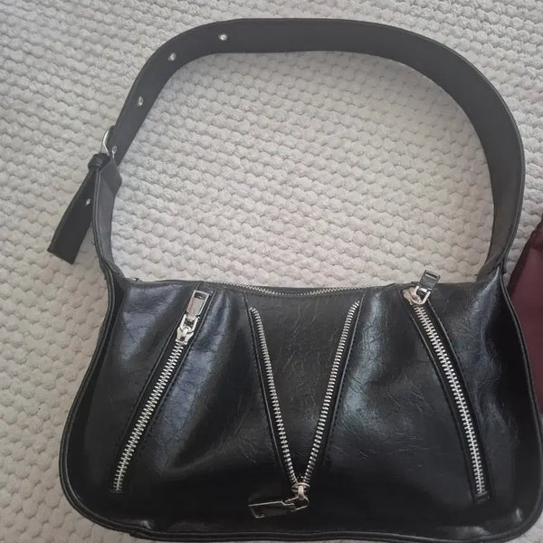 [BUNJANG] Black Zipper Detail Shoulder Bag / 블랙 지퍼 포인트 숄더백