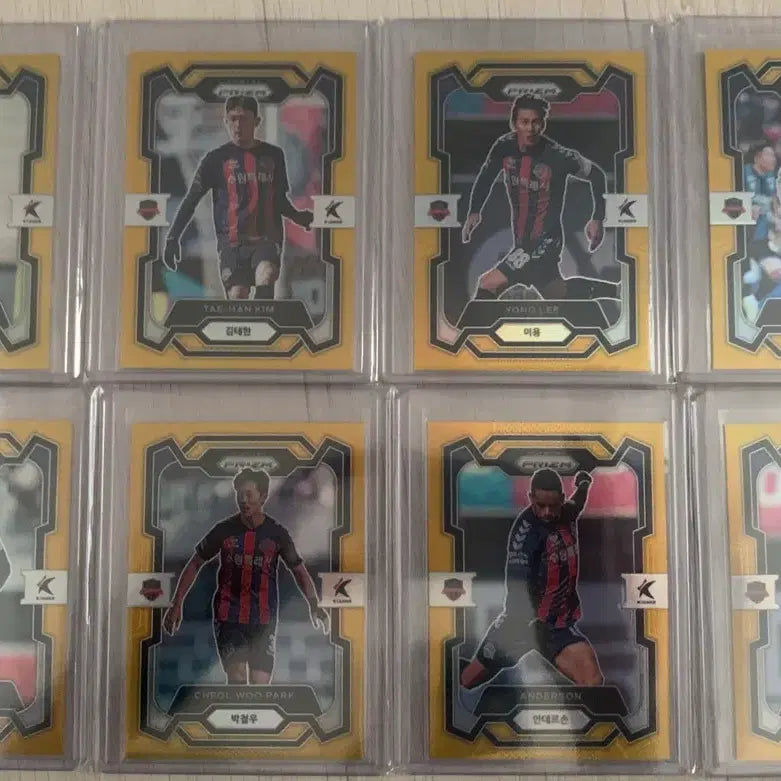 [BUNJANG] K League Prism Gold Card Lee Seung-woo (Suwon FC) - Limited Edition / 2024 K리그 프리즘 골드 팝니다 (수원FC)