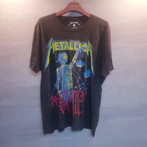 [BUNJANG] Metallica 1988 Tour T-Shirt (Official Merchandise) / 메탈리카 굿즈. 정품. 1988 투어 반팔티.