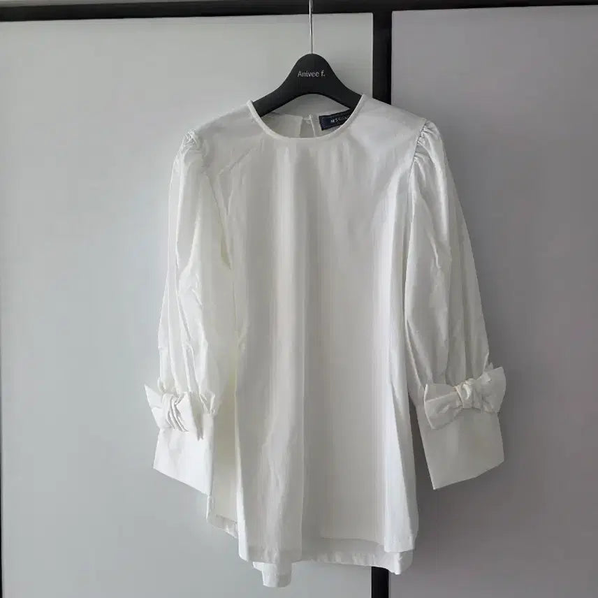 [BUNJANG] White Puff Sleeve Blouse / 화이트 블라우스(새상품)