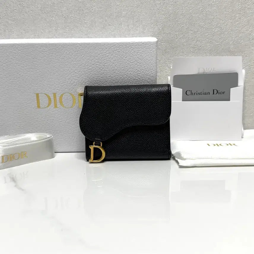 [BUNJANG] Dior Saddle Lotus Wallet Grained Calfskin Black / (백화점/A+)디올 새들 로터스 지갑 그레인드 카프스킨 블랙