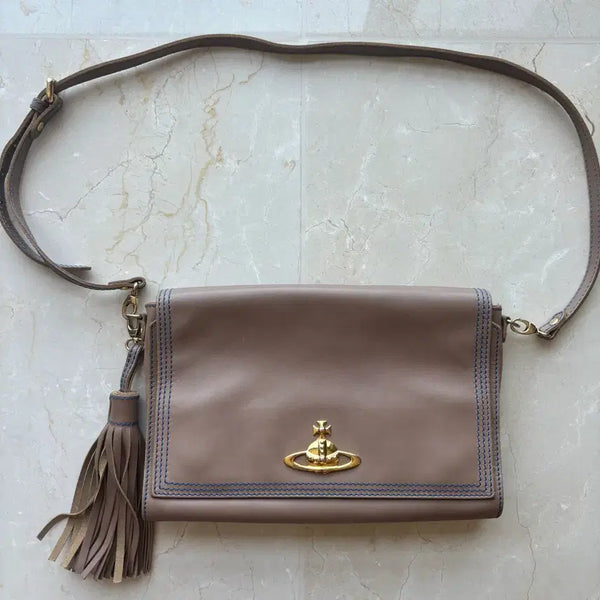 [BUNJANG] Vivienne Westwood Leather Crossbody Bag / Clutch / [정품] Vivienne Westwood 가죽 크로스백 / 클러