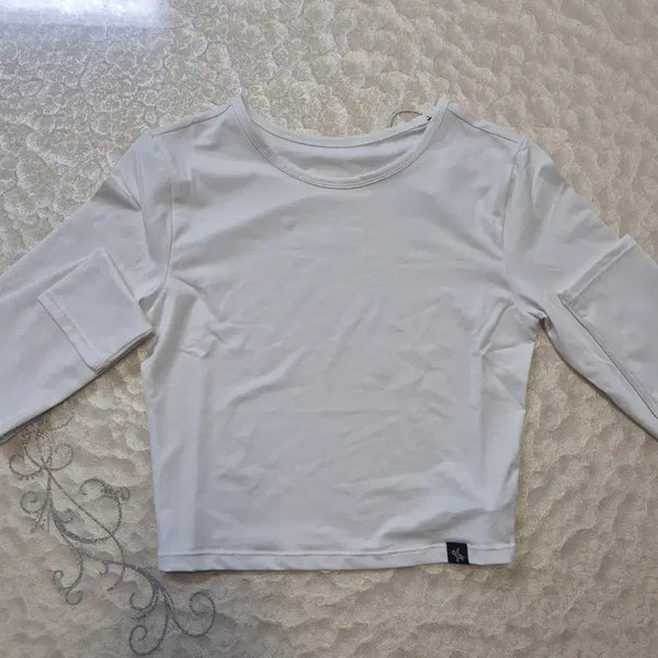 [BUNJANG] Xexymix White Cropped Long Sleeve T-Shirt - Size S / 젝시믹스 화이트 크롭 긴팔 티셔츠 S 새상품