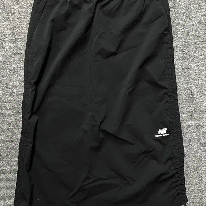 [BUNJANG] New Balance Skirt (S) / 뉴발 스커트(S)