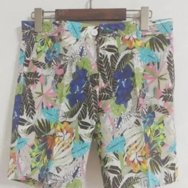 [BUNJANG] Palm Tree Print Slack Fit Shorts / 야자수 프린팅 슬랙스형 반바지 휴가바지
