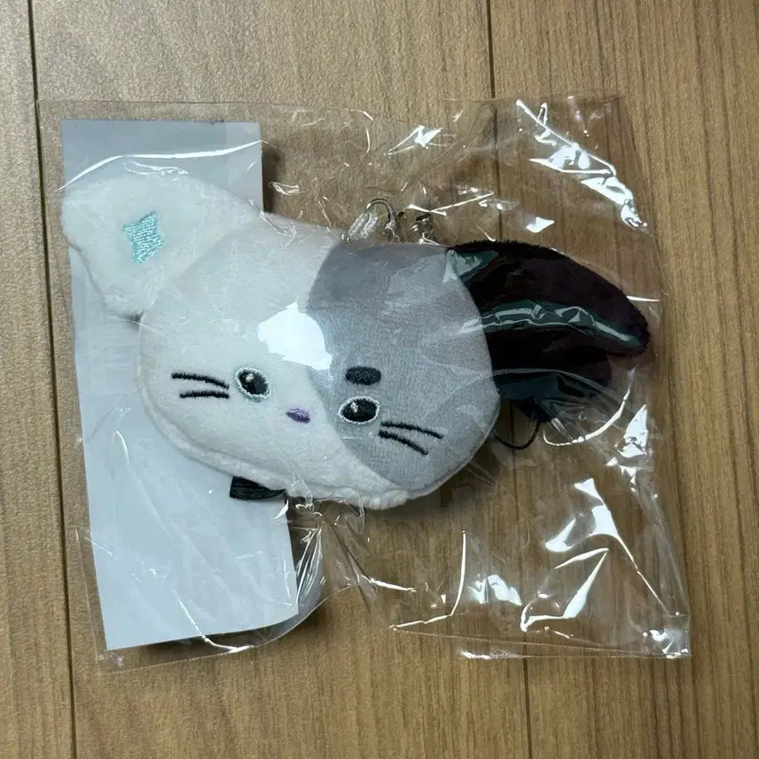 [BUNJANG] Xdinary Heroes XHmons Face Keyring Jeongsu Nyangdu / 엑스디너리히어로즈 엑디즈 엑몬즈 페이스키링 정수 냥듀