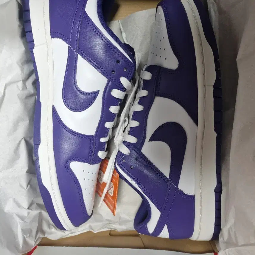 [BUNJANG] Nike Dunk Low Purple/White Sneakers / [새제품]나이키 덩크 로우 퍼플/화이트 운동화
