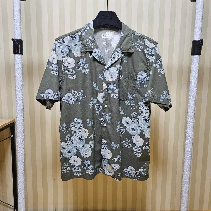 [BUNJANG] Universal Works Floral Pattern Cotton Camp Shirt L / 유니버셜웍스 셔츠 코튼 L