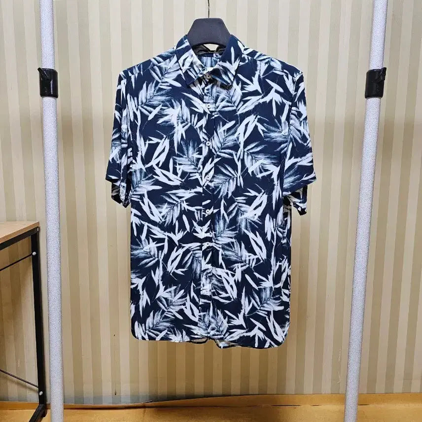 [BUNJANG] MOTB XACUS Rayon Leaf Pattern Shirt / 맨온더분 셔츠 레이온 39