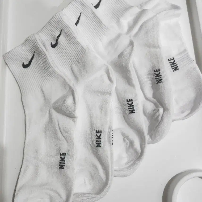 [BUNJANG] Nike Everyday Cotton Dri-FIT Crew Socks (5-Pair) / 당일발송)나이키양말.데일리양말.스포츠양말