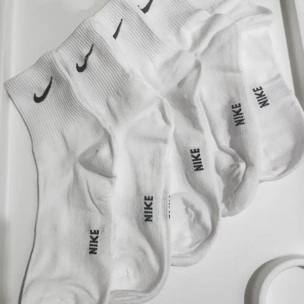 [BUNJANG] Nike Everyday Cotton Dri-FIT Crew Socks (5-Pair) / 당일발송)나이키양말.데일리양말.스포츠양말