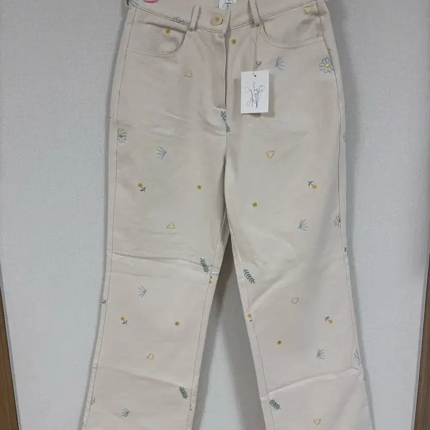 [BUNJANG] Jeju Geukkot Beige Flower Cotton Pants / 제주그꽃 팬츠