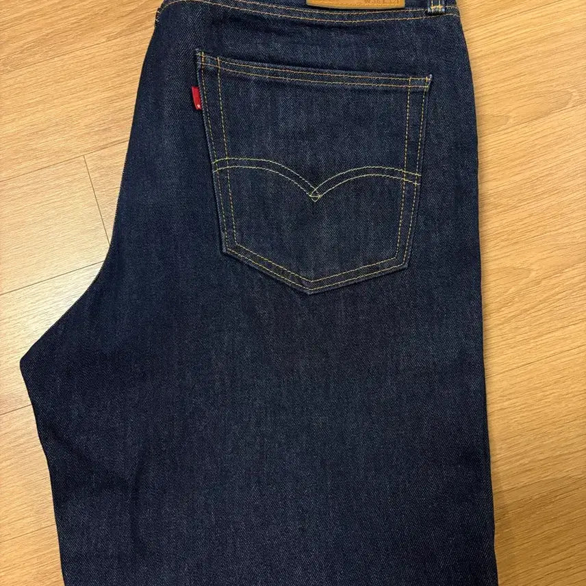 [BUNJANG] Levi's 568 Loose Straight Fit Raw Denim Jeans / 리바이스 568 루즈 스트레이트 진_29037-0078