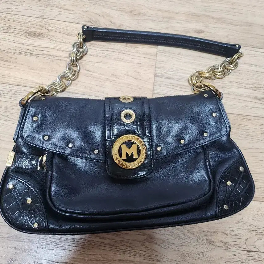 [BUNJANG] Metrociti Black Leather Chain Shoulder Bag / 메트로시티 블랙 가죽 체인 숄더백