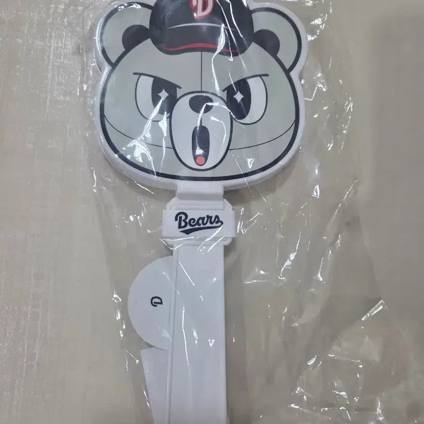 [BUNJANG] Doosan Bears Chewoong Cheering Sticks / 두산베어스 철웅이 짝짝이 팝니다