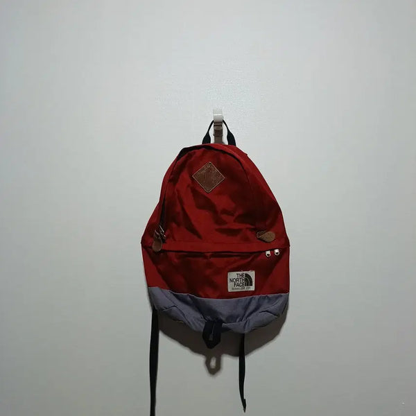 [BUNJANG] The North Face Women's Backpack Student Bag / 노스페이스 여성 백팩 학생가방 (26E27)