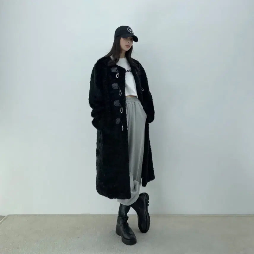 [BUNJANG] D2 Totem Long Mouton Coat / D2 디투 토템 롱무스탕 양털코트