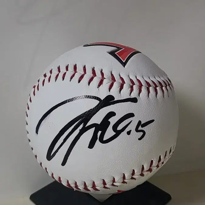 [BUNJANG] Kim Do-young Signed Baseball / 기아타이거즈 김도영 선수 친필 싸인볼입니다