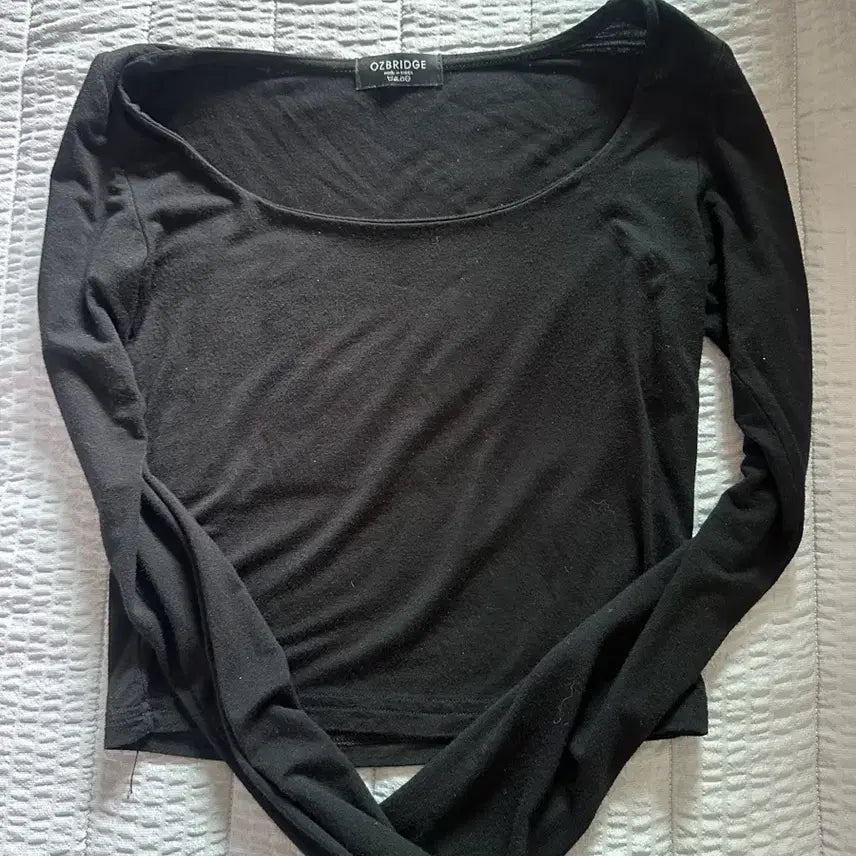 [BUNJANG] Black V-Neck Long-Sleeve Cropped T-Shirt / 블랙 검정티 브이넥 긴팔티 긴팔 44 크롭