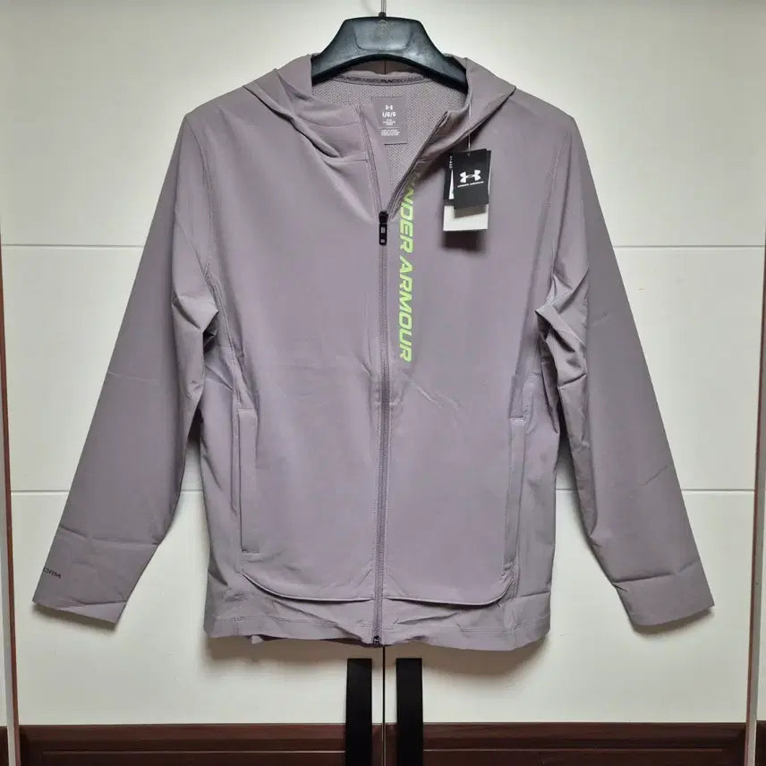 [BUNJANG] Under Armour Outrun The Storm Jacket / 언더아머 발수 바람막이 러닝자켓