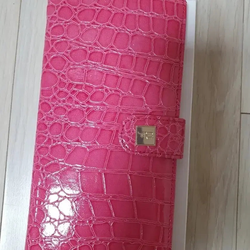 [BUNJANG] Hot Pink Crocodile Leather Wallet / 핫핑크 악어 가죽 지갑