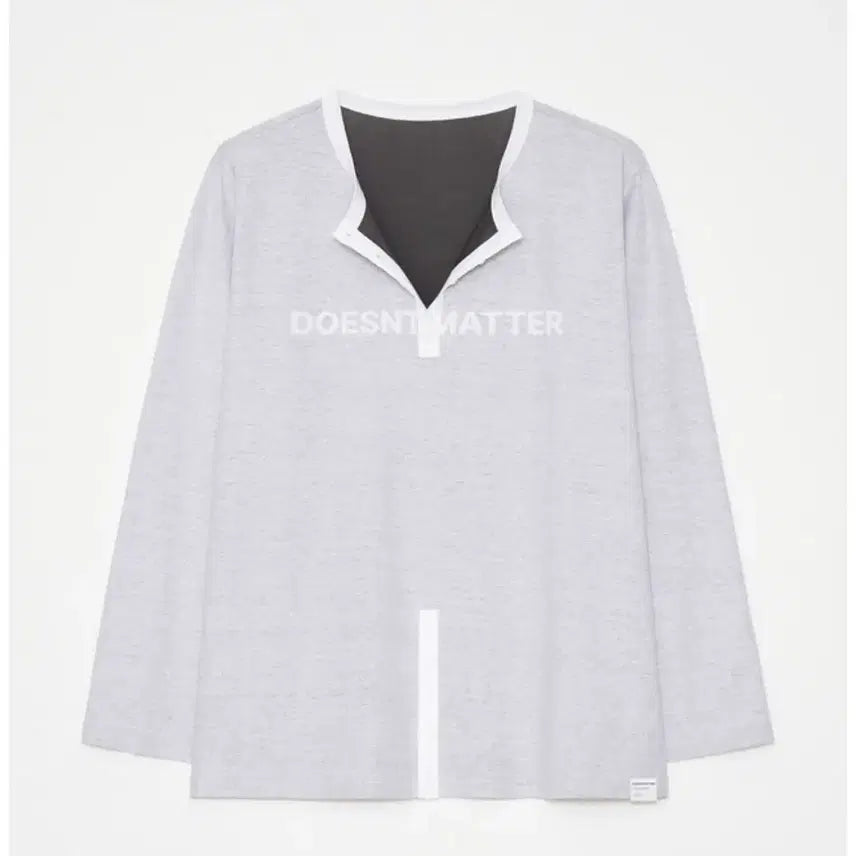 [BUNJANG] The Matter Reversible Henley Neck / 더즌매터 리버시블 헨리넥