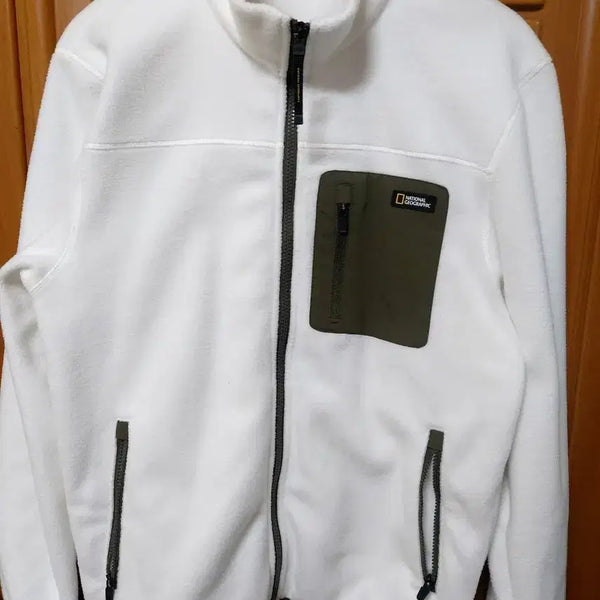 [BUNJANG] National Geographic Basic Fleece Jacket White 105 / 추천!내셔널지오그래픽 베이직 플리즈 자켓 105 화이트