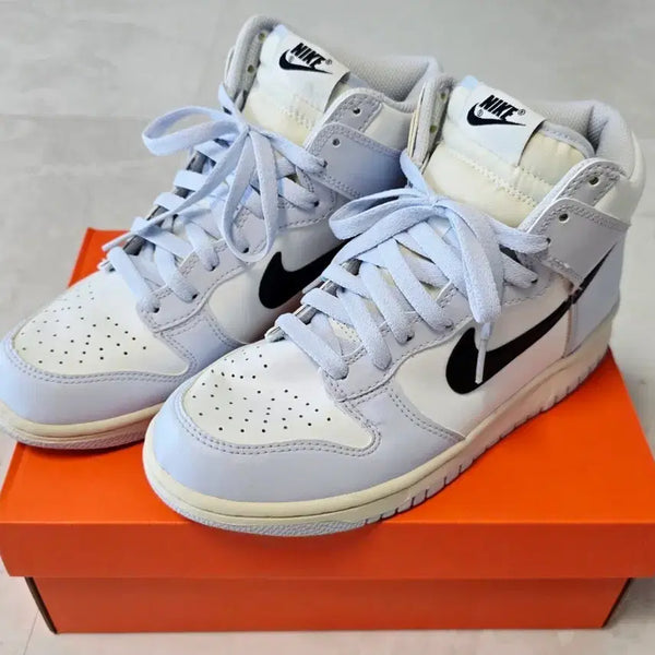 [BUNJANG] Nike Dunk High GS 'Football Grey Black' (GS) / 정품 나이키 덩크 하이 GS풋볼 그레이 블랙(245.예쁜 하늘색)